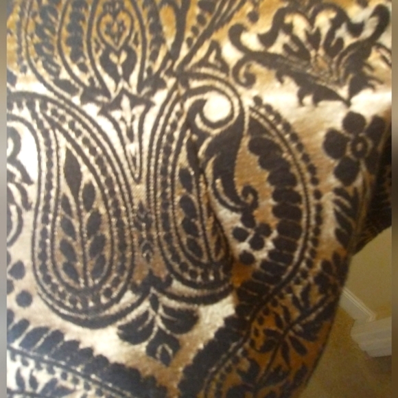 Vintage  Romy Metallic Gold And Black Skirt with Ornate Baroque  Pattern - Picture 3 of 6